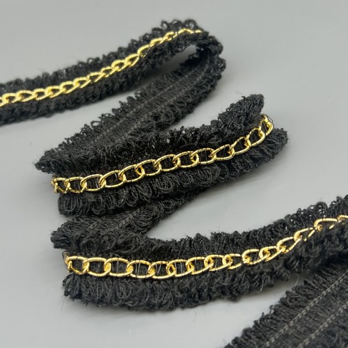 Тесьма бахрома текстильная с легкой золотистой цепочкой