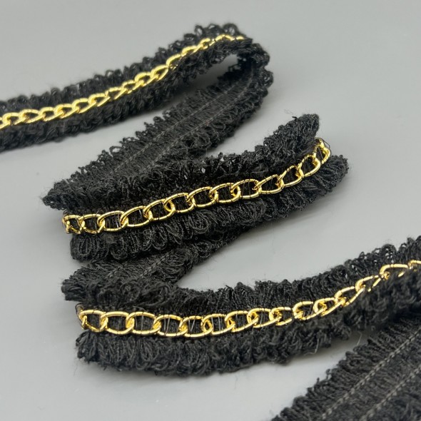 Тесьма бахрома текстильная с легкой золотистой цепочкой