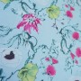 Ткань с шелком принт цветы на голубом фоне
