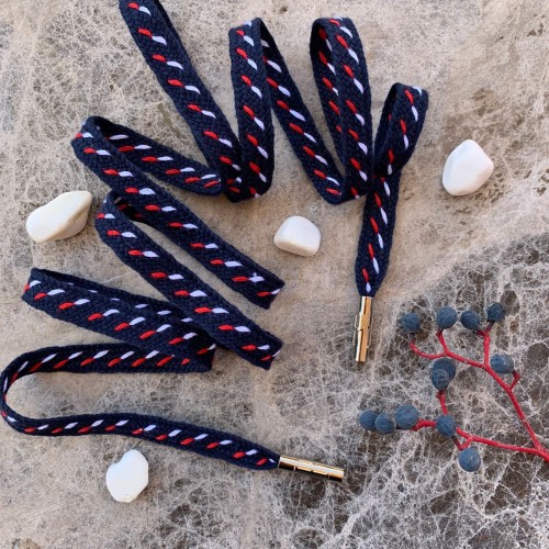Темно-синие плетёные шнурки с красно-белым декором