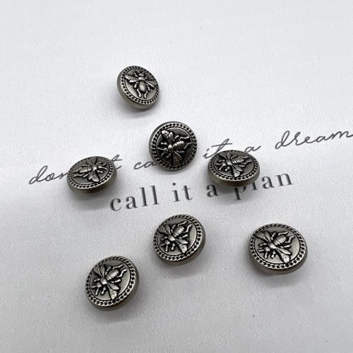 Пуговицы серебристый металл, матовые, с мухой, 15 мм