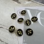 Пуговицы чёрные с золотистой мухой, 18 мм