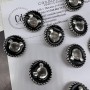 Пуговицы чёрные с матовыми серебристыми медвежатами, 23 мм